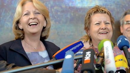 Die SPD-Landesvorsitzende Hannelore Kraft (l.) und die Grünen-Landtagsfraktionschefin Sylvia Löhrmann.