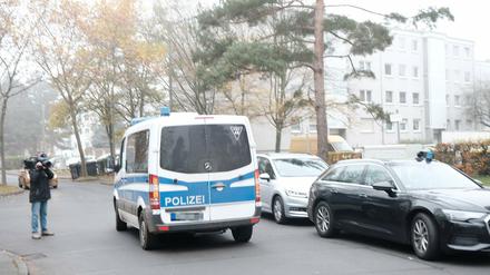 Beamte des BKA durchsuchten unter anderem eine Wohnung in Kassel.