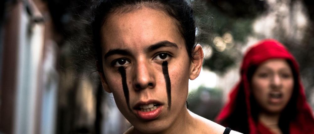 Tränen als Symbol. Eine Aktivistin von Extinction Rebellion protestiert gegen die spanische Regierung, Madrid 2019.