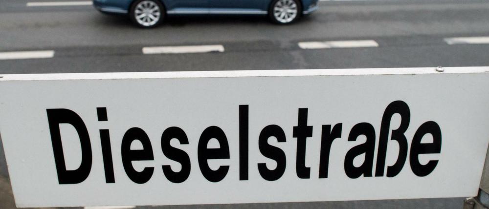 In Wolfsburg ist eine Straße nach Rudolf Diesel benannt. Doch eine Zukunft hat der von ihm erfundene Dieselmotor nicht mehr. 