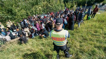 Im vergangenen Sommer kamen täglich tausende Flühtlinge über die österreichisch-bayerische Grenze. 