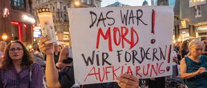Trauerkundgebung für die oberösterreichische Ärztin Lisa-Maria Kellermayr am Stephansplatz in Wien