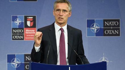 Nato-Generalsekretär Stoltenberg: Cyber-Angriffe können "eine Menge Schaden" anrichten.