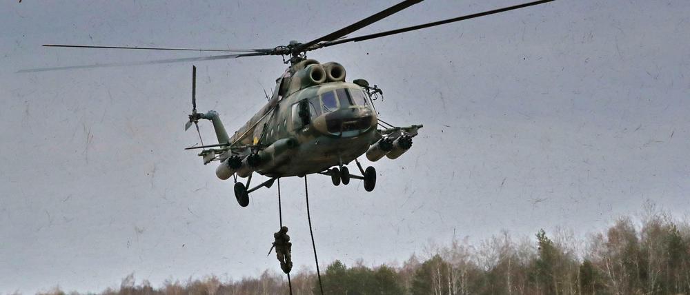 Eine Militärübung in der Ukraine.