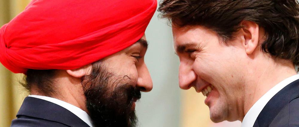 Vielfalt bis in die Regierung: Kanadas Premier Justin Trudeau (rechts) und sein Minister für Wissenschaft und wirtschaftliche Entwicklung Navdeep Bains 
