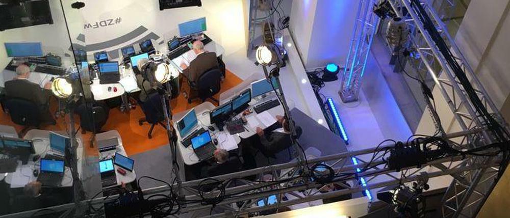 Das Fernsehstudio des ZDF im Abgeordnetenhaus, von oben betrachtet.