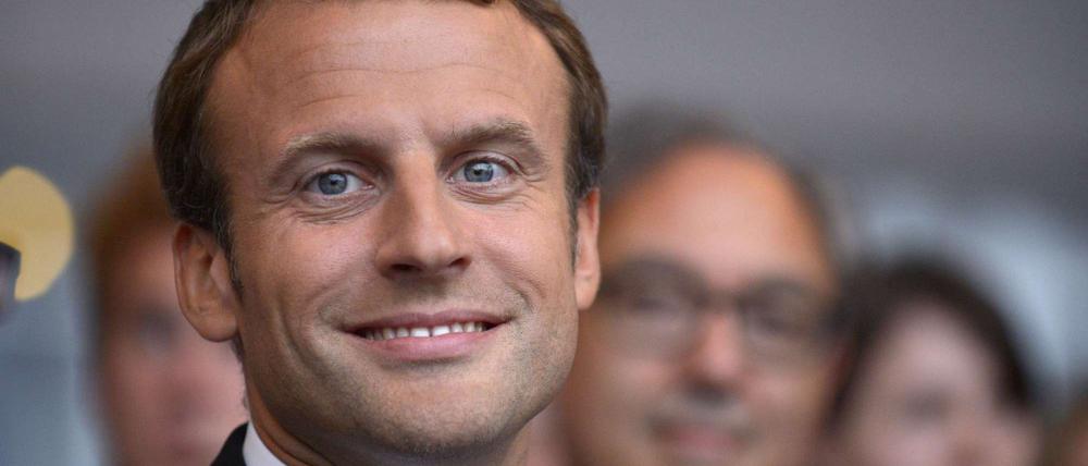 Frankreichs Wirtschaftsminister Emmanuel Macron schlägt Finanztransfers zwischen armen und reichen Euro-Staaten vor.