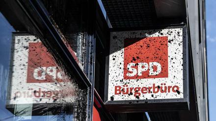 Immer wieder werden SPD-Büros angegriffen - wie hier in Berlin vor zwei Wochen.