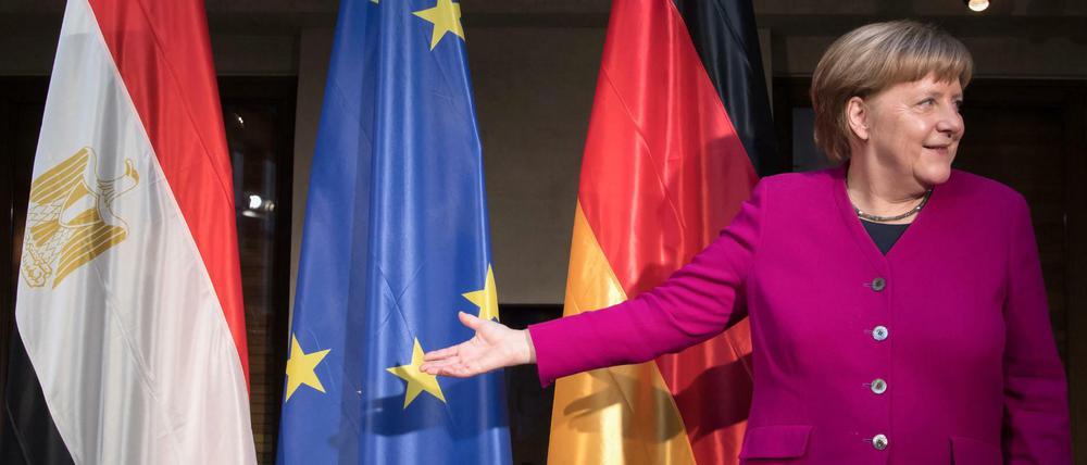 Bundeskanzlerin Angela Merkel (CDU) am zweiten Tag der 55. Münchner Sicherheitskonferenz 
