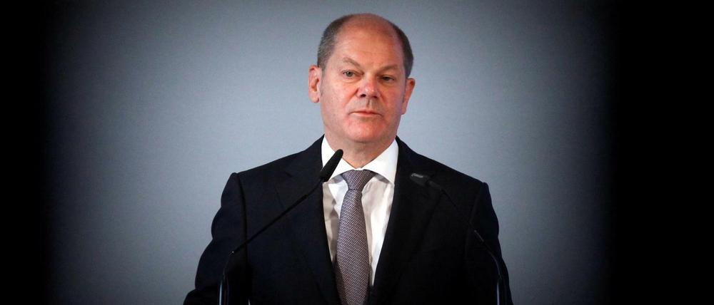 Finanzminister Olaf Scholz wurde wegen seiner Politik der "schwarzen Null" innerparteilich kritisch beäugt.