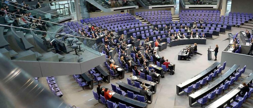 Der Bundestag. Laut Grundgesetz soll er öffentlich verhandeln.