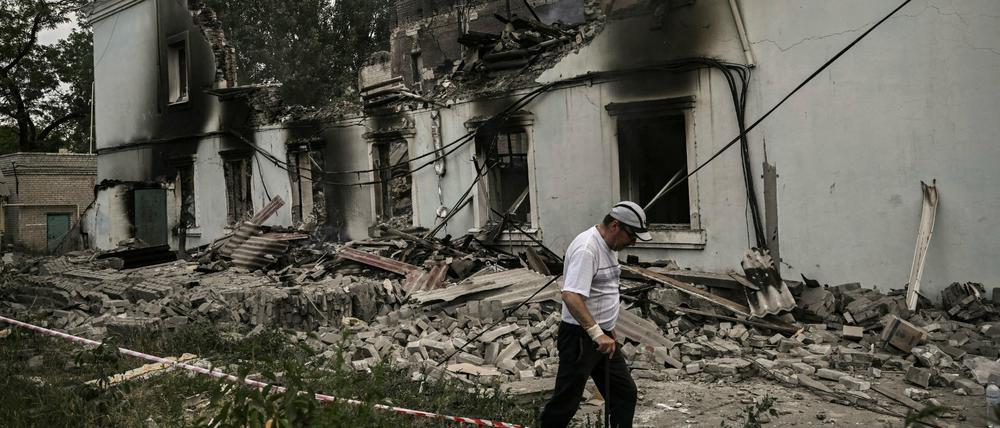Ein zerstörtes Gebäude in Lyssytschansk im Donbass (Foto vom 17. Juni 2022) 