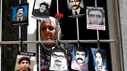 Die „Samstagsmütter“ verlangen seit vielen Jahren von den türkischen Behörden Auskunft über ihre verschwundenen Angehörigen. 
