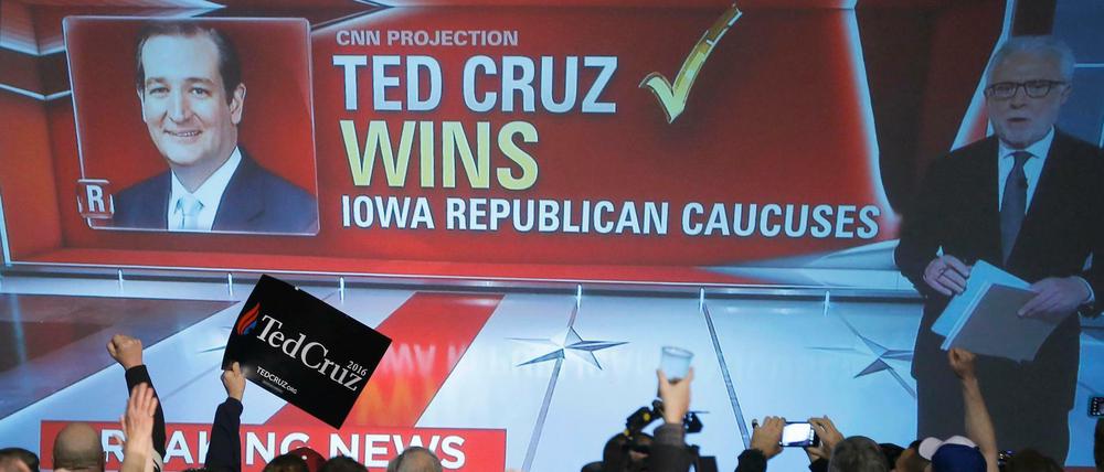 Screenshot von CNN, der den Sieg von Ted Cruz in Iowa verkündet 