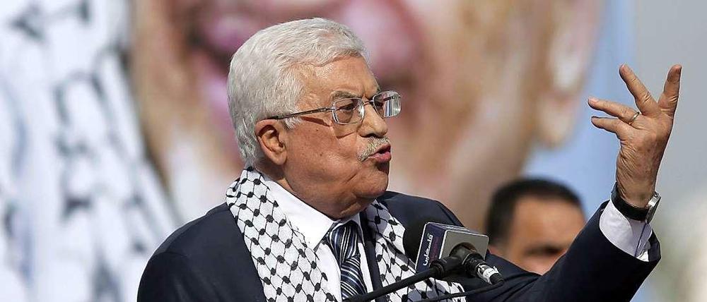 Palästinenserpräsident Mahmud Abbas bei Rede zum zehnten Todestag von Jassir Arafat. 
