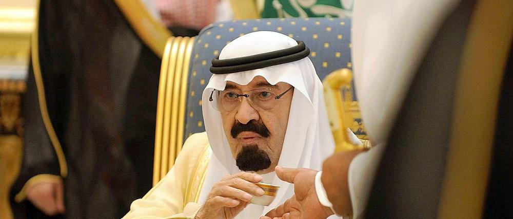 Saudi-Arabiens König Abdullah, hier auf einem Archivfoto aus dem Jahr 2012, ist in der Nacht zu Freitag gestorben.