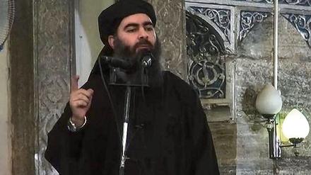 Abu Bakr al Baghdadi - hier in einem früheren Video - fordert auch zu Angriffen auf die Türkei auf.