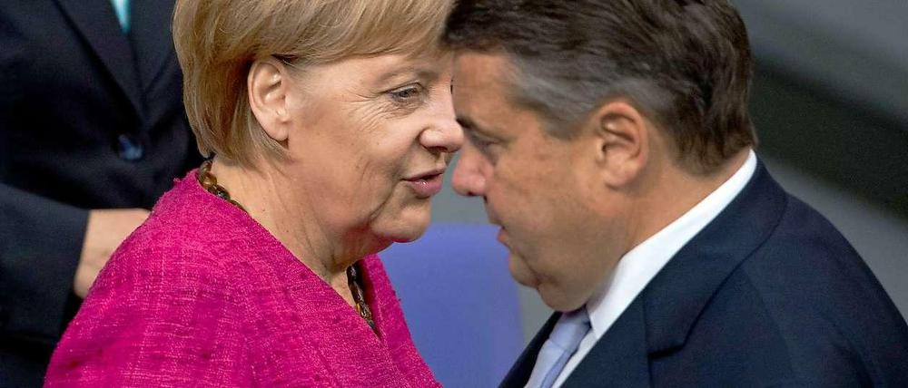 Sie sollen es richten: Bundeskanzlerin Angela Merkel (CDU) und Wirtschaftsminister Sigmar Gabriel (SPD)