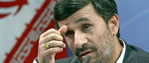 Mahmud Ahmadinedschad.