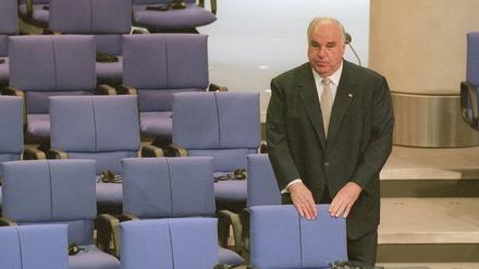 Alt-Bundeskanzler Helmut Kohl, CDU, im Bundestag. Das Bild stammt aus dem Jahr 2000.