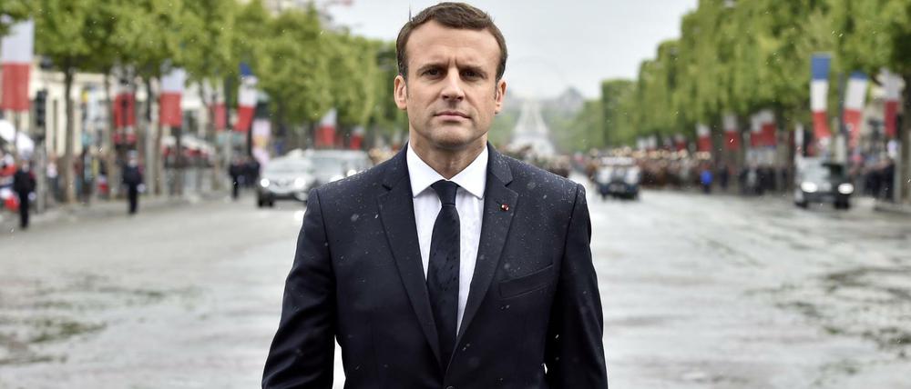 Bloß nicht hetzen lassen! Der neue französische Präsident Macron, hier am Sonntag bei der Amtseinführung.