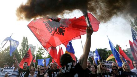 Auch am Samstag gab es Proteste in Tirana. 