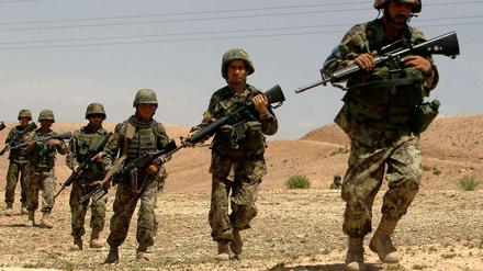 Soldaten der Afghanischen Nationalarmee bei einer Patrouille in der Nähe von Kabul.