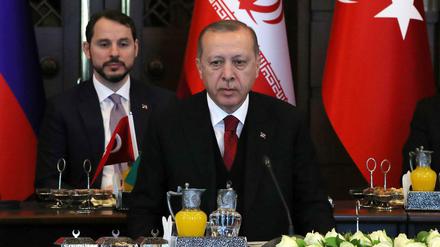 Präsident Recep Tayyip Erdogan kann nicht mehr auf seinen Schwiegersohn im Kabinett zählen. 