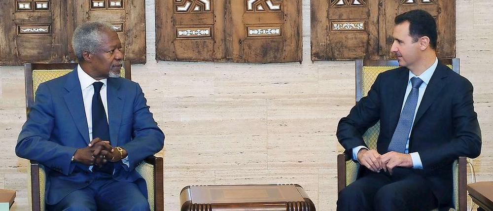 Kofi Annan und Baschar Assad im Gespräch.