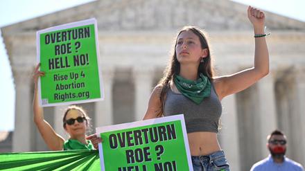Fast täglich wird vor dem Supreme Court in Washington D.C. für und gegen das Recht auf Abtreibung demonstriert. 