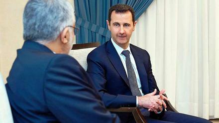Laut Syriens Außenminister ist die Regierung bereit, seine Giftgasbestände offenzulegen und die Produktion weiterer chemischer Waffen zu stoppen.