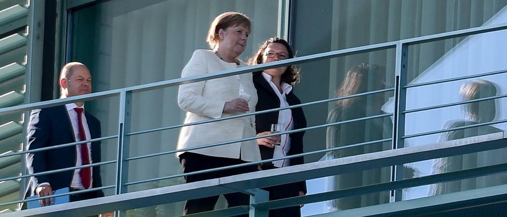 Bundeskanzlerin Angela Merkel, SPD-Chefin und Finanzminister Olaf Scholz (SPD)