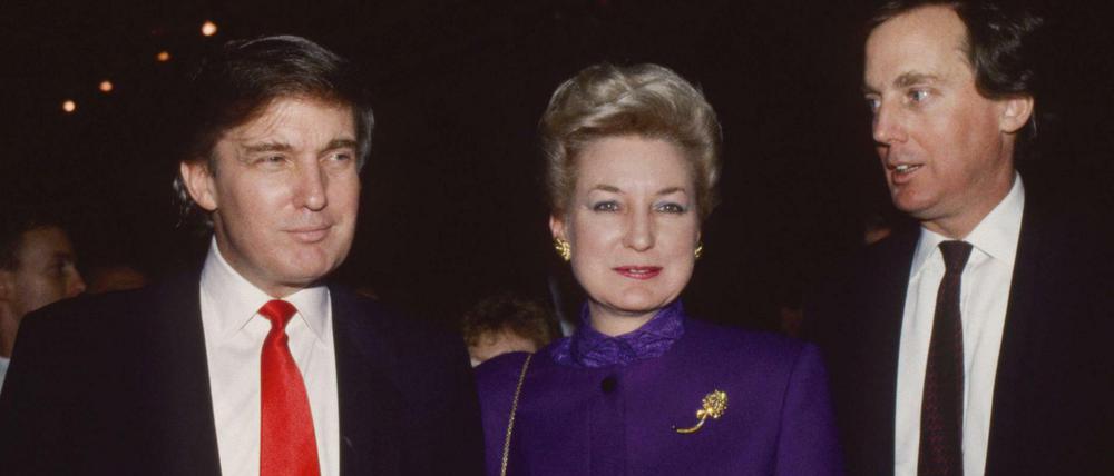 Donald Trump neben seinen Geschwistern Maryanne Trump Barry und Robert Trump.