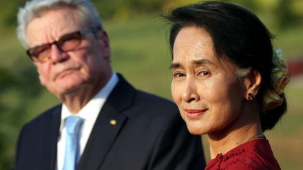 Bundespräsident Joachim Gauck und die Oppositionsführerin Aung San Suu Kyi trafen sich bereits im Februar 2014 in Birma.