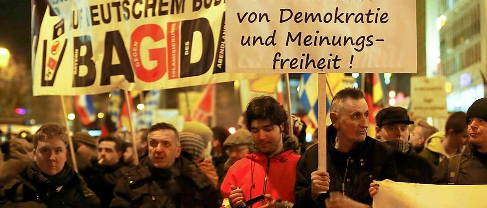 Bagida-Anhänger demonstrieren in München.