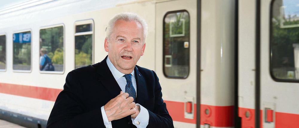 Zurücktreten bitte: Konzernchef Rüdiger Grube auf einem Foto von 2015. 
