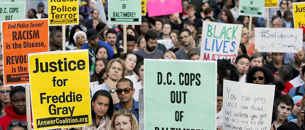 Inzwischen protestieren die Menschen auch in Washington gegen Polizeigewalt in den USA. 