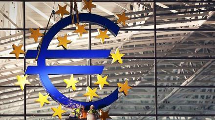 Die EZB soll ab 2014 die Aufsicht über alle Geldhäuser mit mehr als 30 Milliarden Euro Bilanzsumme führen.
