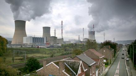 Das umstrittene Atomkraftwerk Tihange bei Huy (Belgien). 