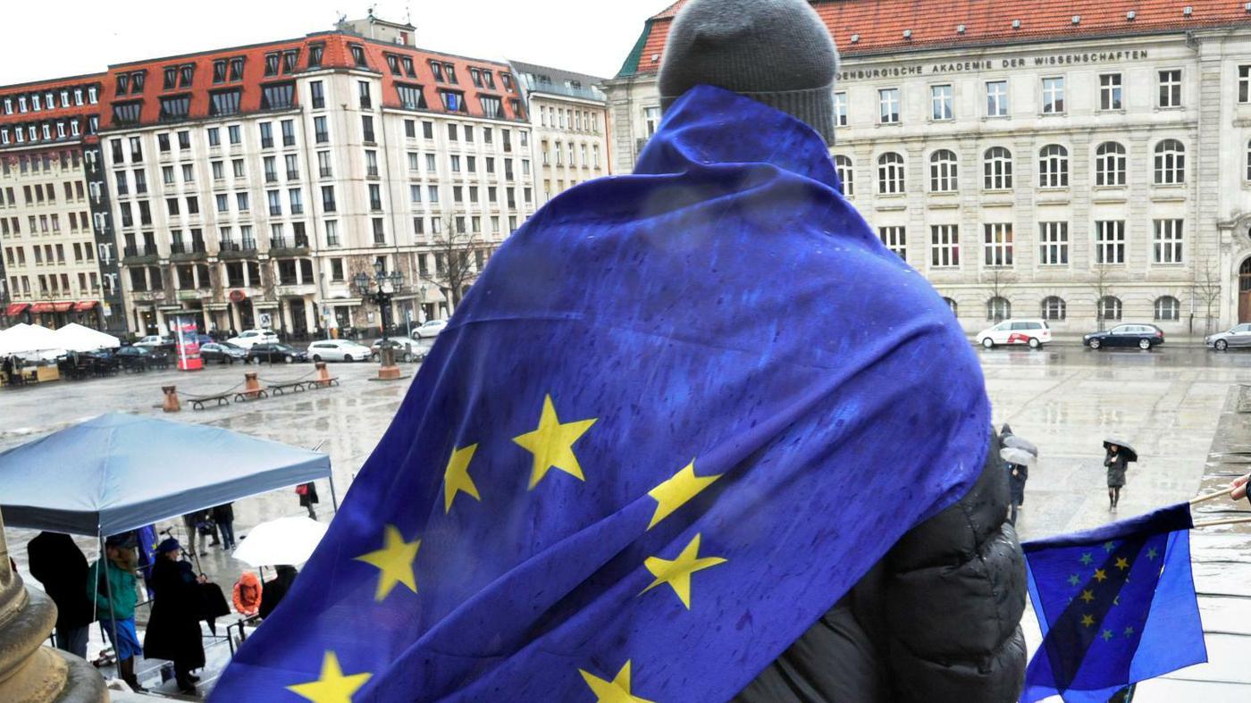 Polska przeciwko unijnemu prawu: tak Europa odlatuje