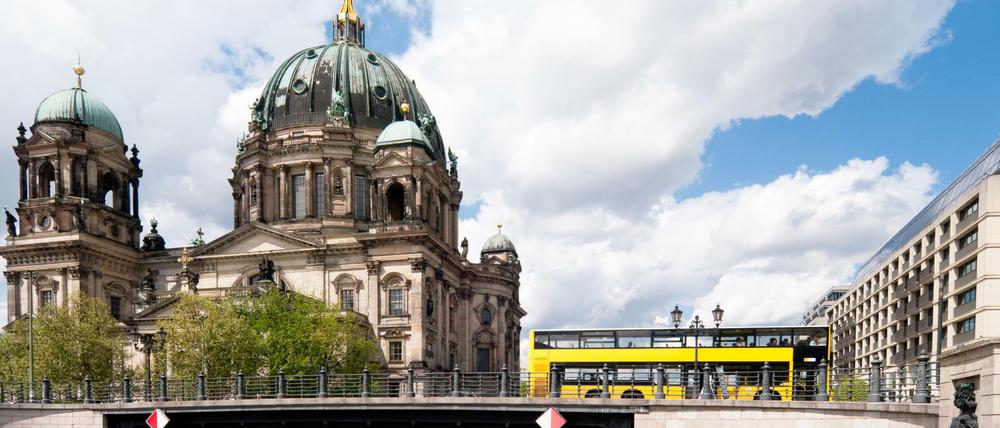 Der Dom in Berlin ist die größte protestantische Kirche in Deutschland.