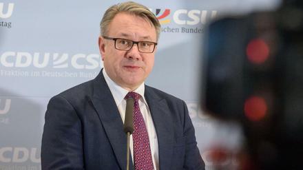 Will sein Mandat behalten: der CSU-Abgeordnete Georg Nüßlein, der sich damit den Zorn seines Parteivorsitzenden Markus Söder zuzieht.