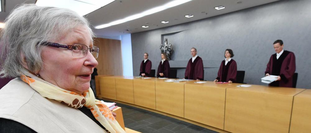 Klägerin Marlies Krämer am Bundesgerichtshof (BGH) 