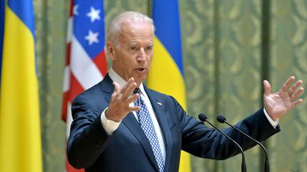 US-Vize-Präsident Joe Biden spricht bei der Pressekonferenz in Kiew.