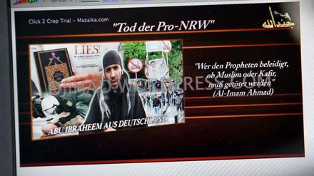 Mit diesen im Internet verbreiteten Parolen rief Yassin Chouka Anfang 2012 zum Mord an Pro-NRW-Anhängern auf. 