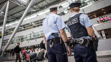 Die Sicherheit an deutschen Flughäfen wird nicht ausreichend kontrolliert - sagt die EU-Kommission.