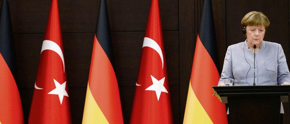 Seit dem Putsch und den verbalen Attacken Erdogans ist das deutsch-türkische Verhältnis extrem angespannt.