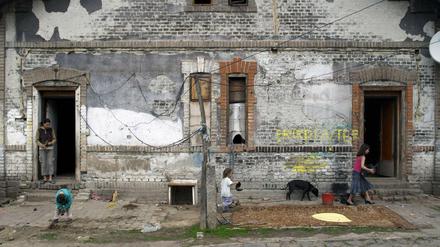 Roma-Slum am Rande der nordungarischen Industriestadt Ozd.