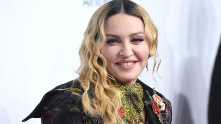 Madonna verbreitete auf Instagram Falschinformationen und Verschwörungsmythen über ein angebliches Corona-Heilmittel.