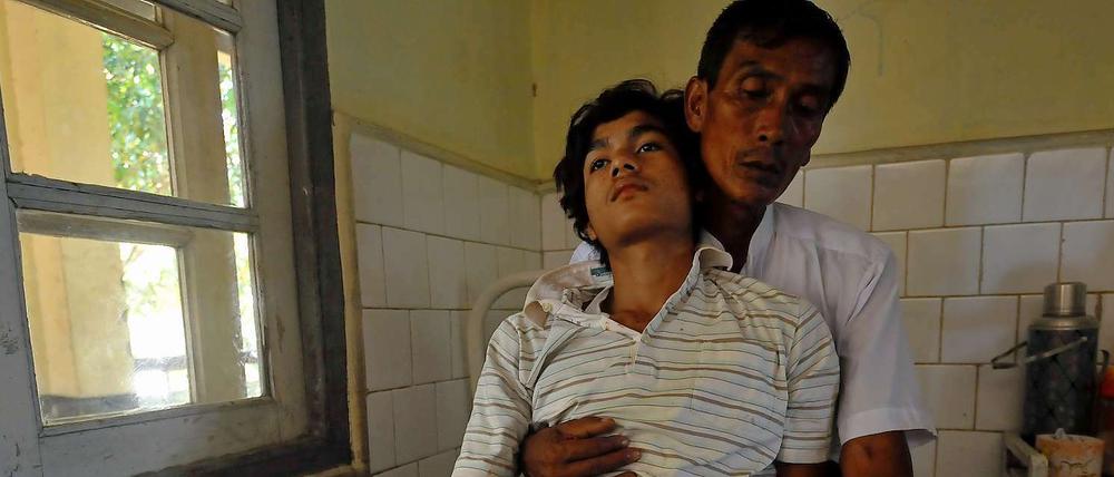 Bei den Ausschreitungen zwischen Muslimen und Buddhisten in Birma wurden mehr als 100 Menschen getötet. Außerdem gab es viele Verletzte, darunter auch viele Kinder.